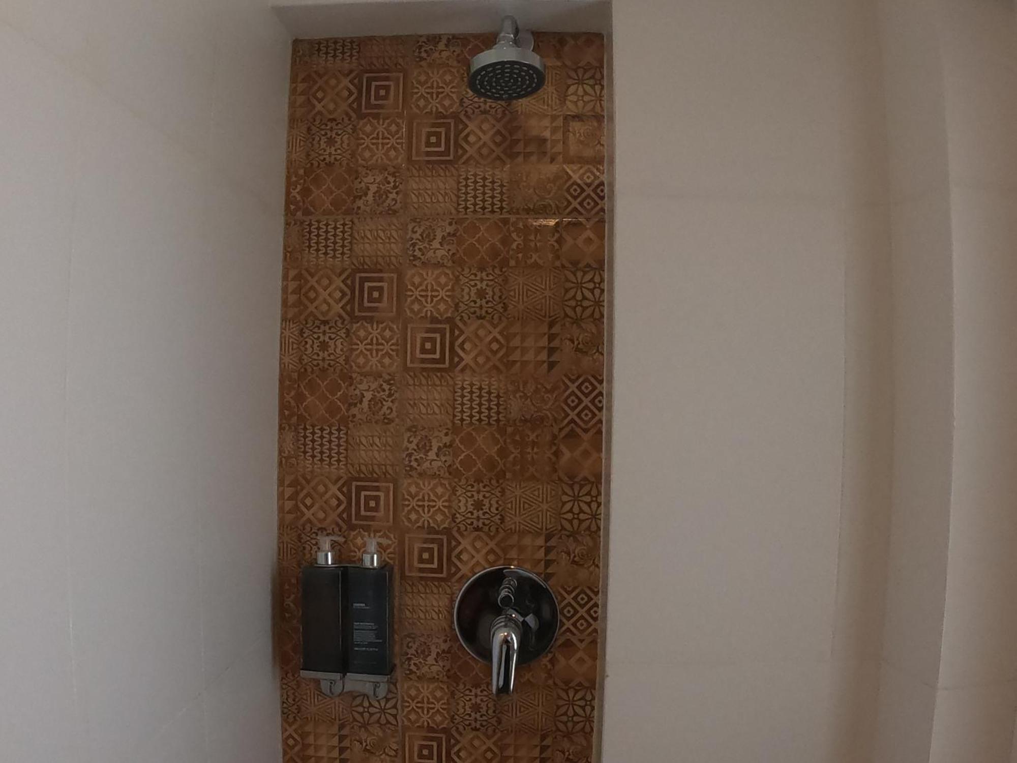 Akilpo Home Уарас Экстерьер фото